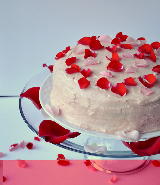 rose petal cake